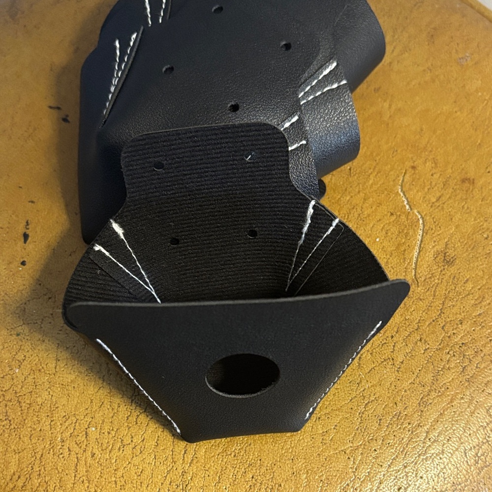 Nose Guards for Roller Skates - Picture 2 of 3